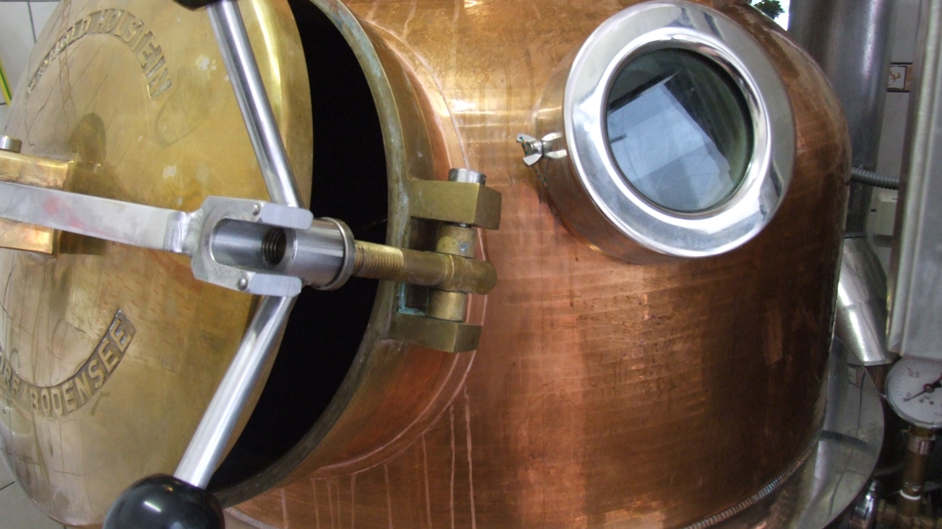 Edelobstbrennerei Bellersen - Willkommen im Dorf B.